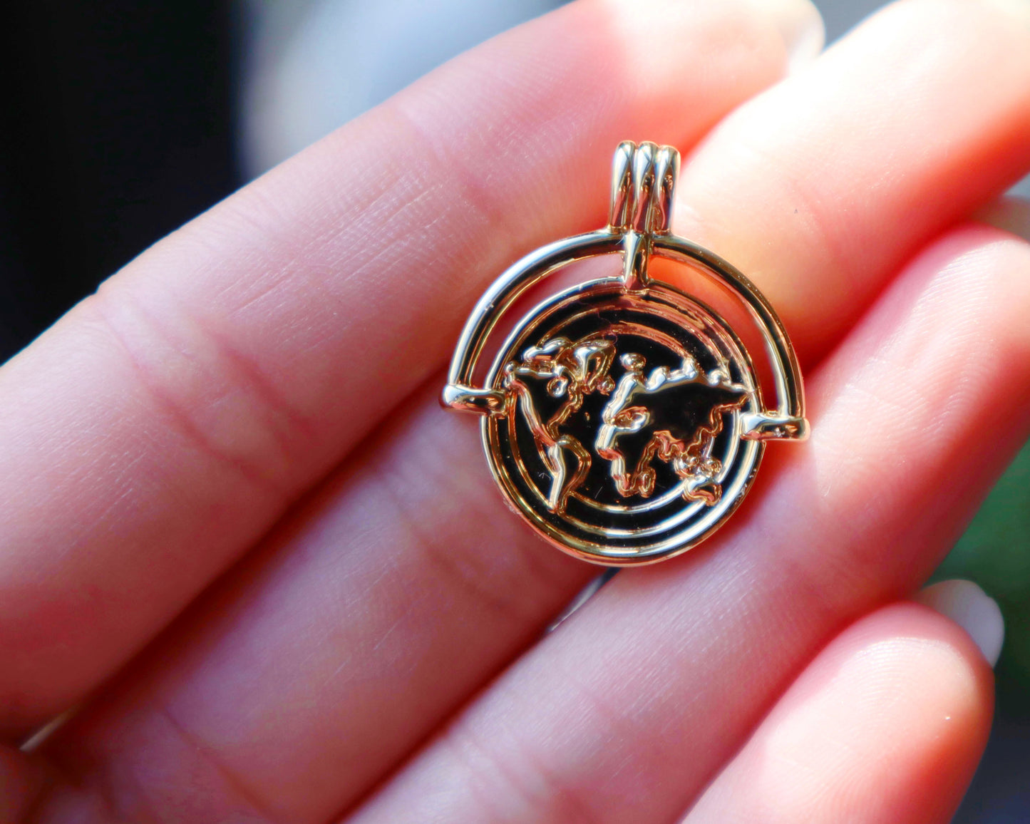 Wonderful World Necklace