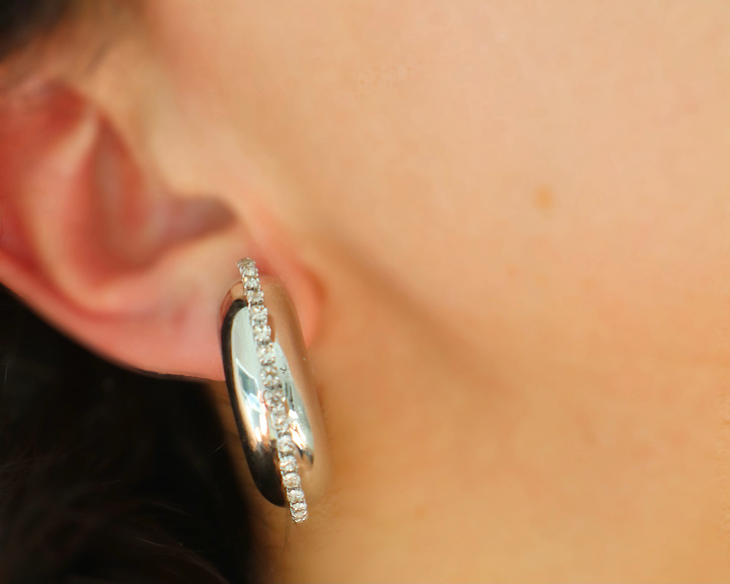 Amanda Hoop Earrings