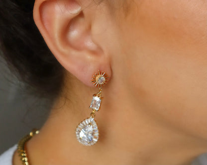 Nora Drop Earrings