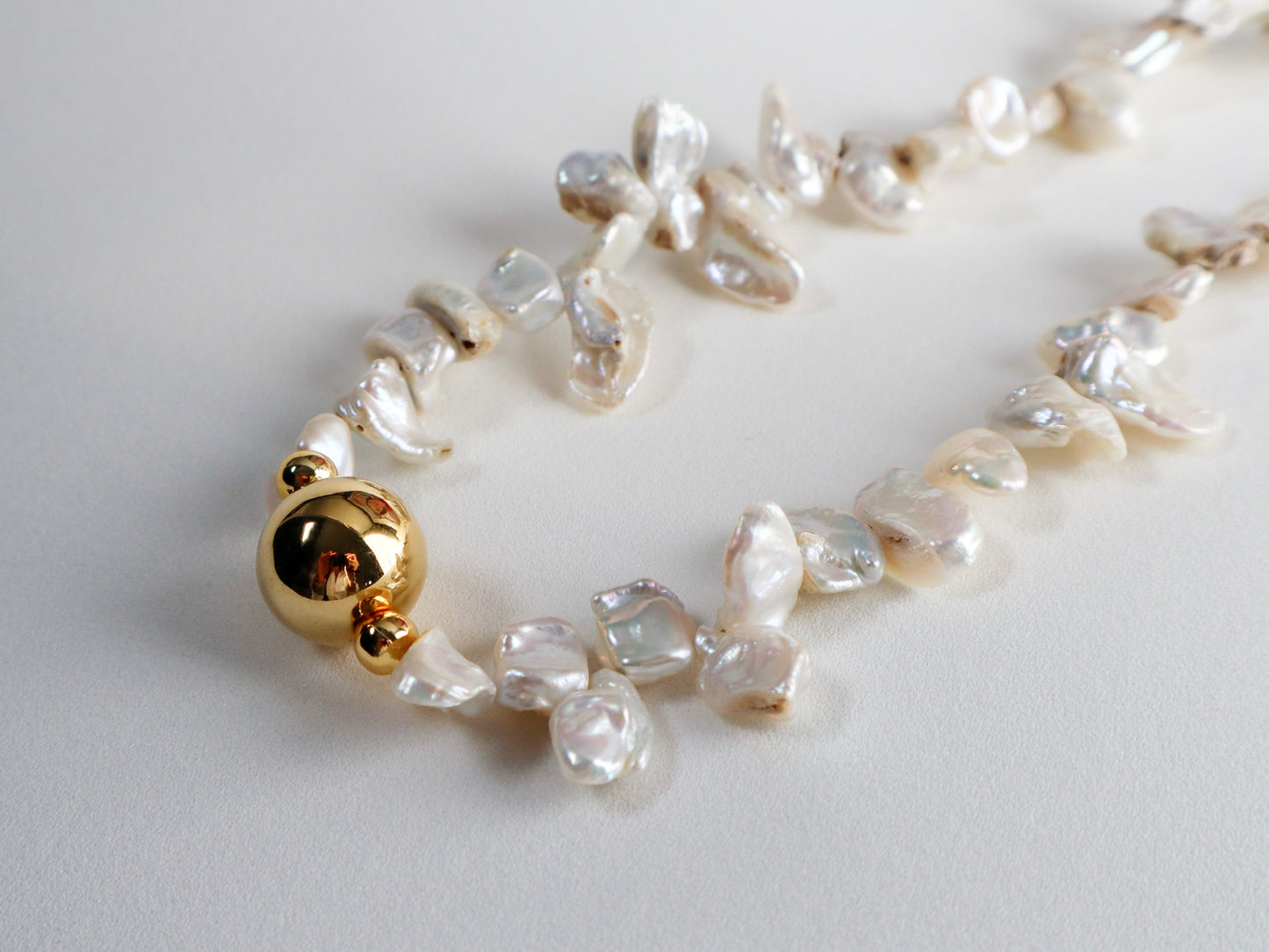 Elena’s Pearls Choker